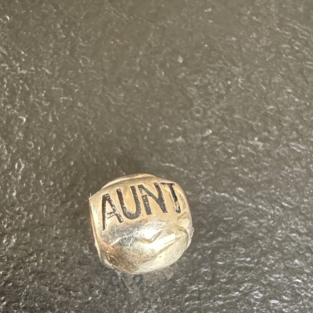 Silver Aunt Charm Bead